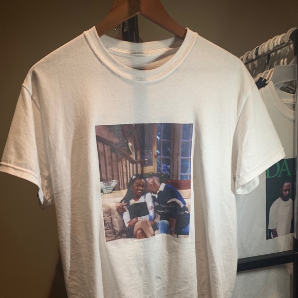 Ashley X friend tee - Picture 3 of 4